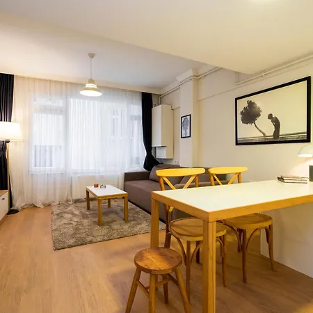 Fresh 1 Bedroom Subfloor Cihangir شقة *