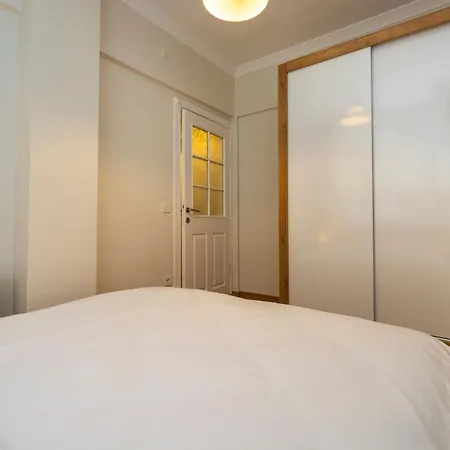 Fresh 1 Bedroom Subfloor Cihangir